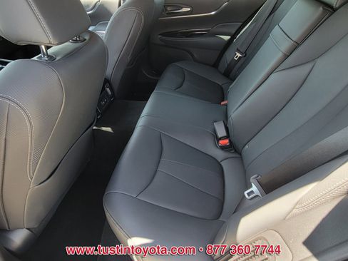 Certified 2022 Toyota Mirai w/ Advanced Technology Package RWD image 11