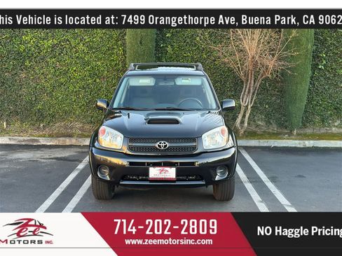 Used 2004 Toyota RAV4 2WD image 3