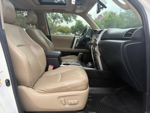 Used 2013 Toyota 4Runner Limited AWD/4WD image 21