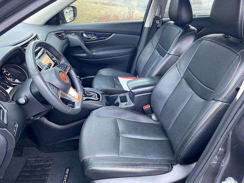 Used 2017 Nissan Rogue SL w/ SL Premium Package image 11