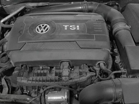 Used 2015 Volkswagen Passat 1.8T Limited Edition FWD image 17