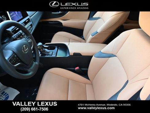 Certified 2024 Lexus ES 350 w/ Premium Package image 9