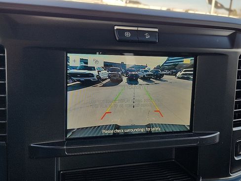 New 2026 Ford F250 XLT w/ FX4 Off-Road Package image 9