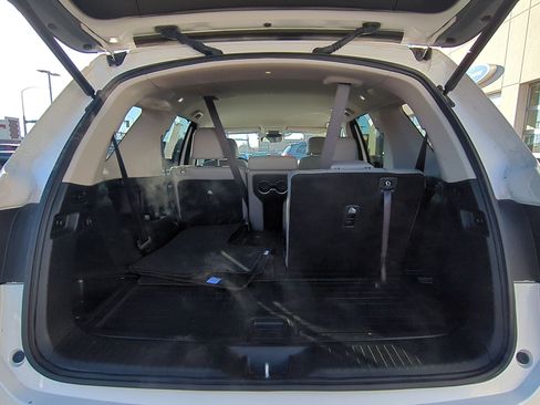 Used 2023 Honda Pilot EX-L image 32