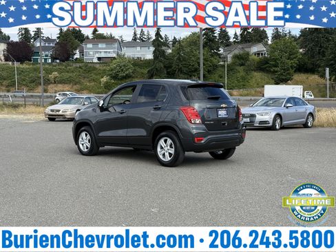 Used 2020 Chevrolet Trax LS w/ Tint and Cruise Package AWD/4WD image 38