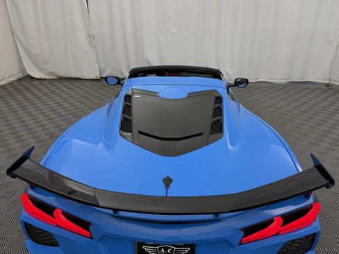 Used 2023 Chevrolet Corvette Stingray Coupe RWD image 9