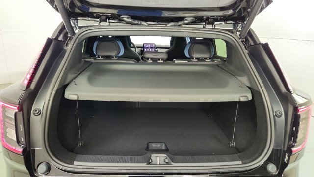 New 2026 Volvo EX30 Ultra w/ Protection Package AWD/4WD image 35