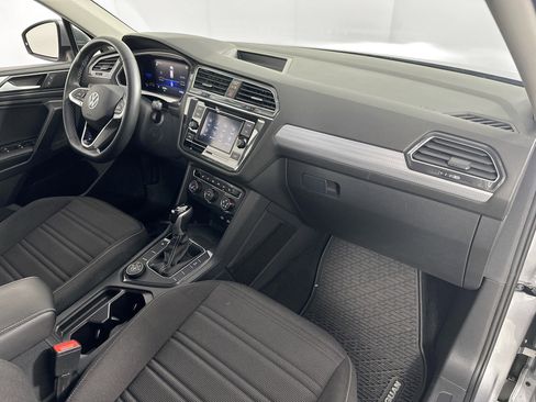 Used 2022 Volkswagen Tiguan S image 27