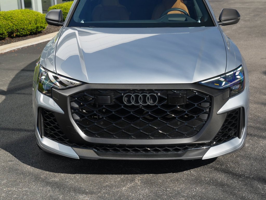 Used 2025 Audi RS Q8 performance AWD/4WD image 27