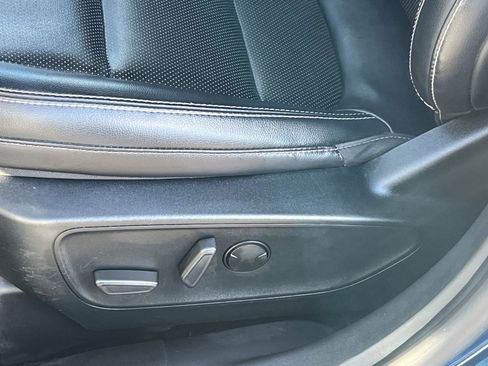 Used 2020 Ford Escape SE Sport image 14