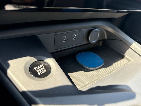 New 2027 Nissan Sentra SR FWD image 19