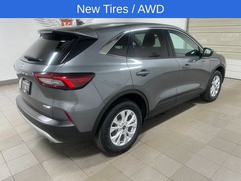 Used 2024 Ford Escape Active AWD/4WD image 6