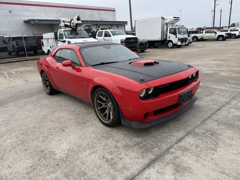 Used 2020 Dodge Challenger R/T Scat Pack image 3