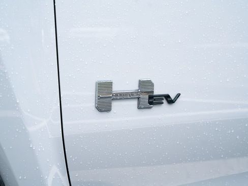 Used 2025 GMC Hummer EV 2X AWD/4WD image 16