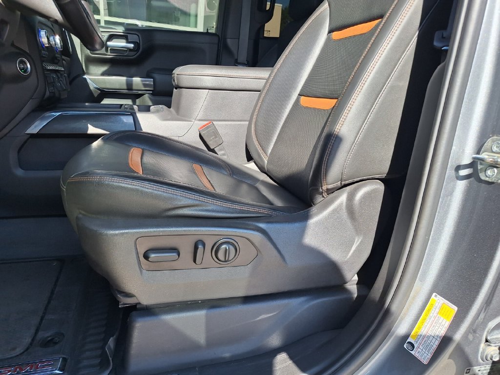 Used 2021 GMC Sierra 1500 AT4 w/ AT4 Preferred Package AWD/4WD image 28