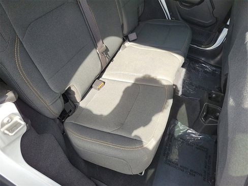 Used 2024 Jeep Wrangler Sport S image 23