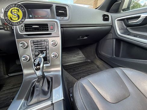 Used 2015 Volvo S60 T6 w/ Convenience Package FWD image 21