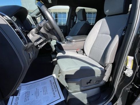 Used 2024 RAM 2500 Big Horn w/ Bed Utility Group image 9