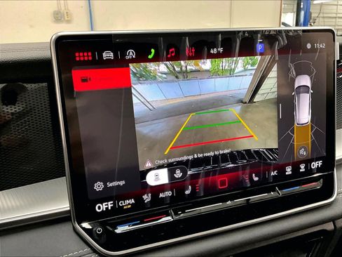 New 2026 Volkswagen Tiguan SE R-Line image 20