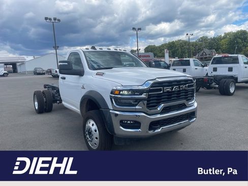 New 2026 RAM 5500 Tradesman w/ Chrome Appearance Group image 1