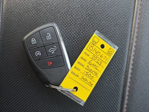 Used 2023 GMC Sierra 1500 AT4 w/ AT4 Premium Package image 22