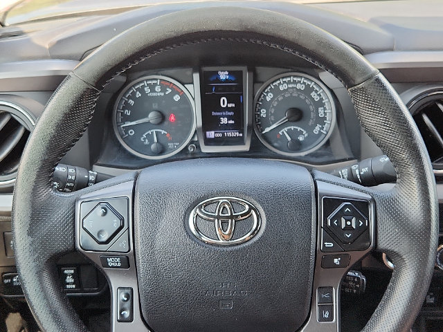 Used 2022 Toyota Tacoma TRD Sport w/ Technology Package AWD/4WD image 18