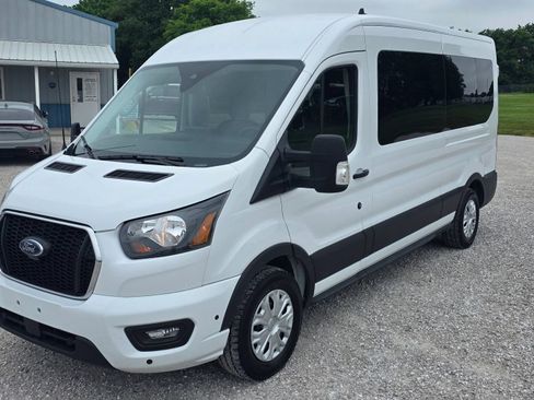 Used 2025 Ford Transit 350 XLT RWD image 7