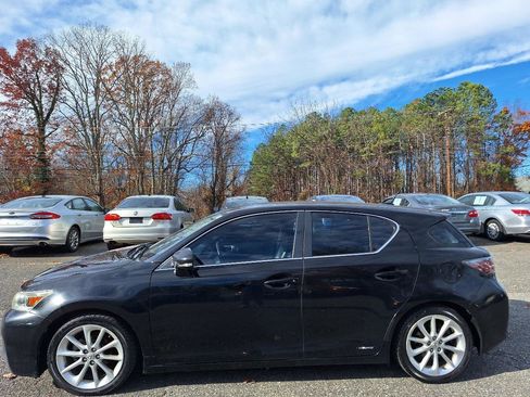 Used 2011 Lexus CT 200h Premium w/ Premium Audio Pkg FWD image 5