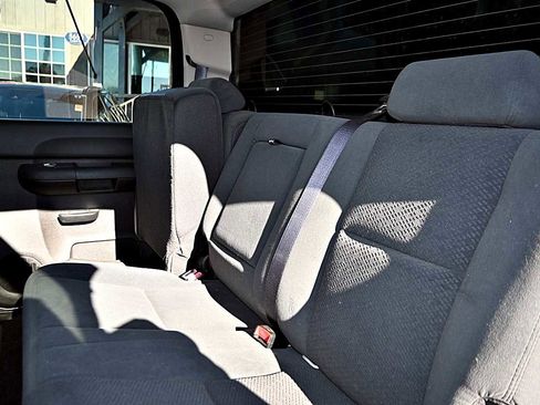 Used 2008 Chevrolet Silverado 2500 LT image 9