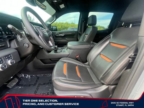 Used 2024 GMC Sierra 1500 AT4 w/ Technology Package AWD/4WD image 10