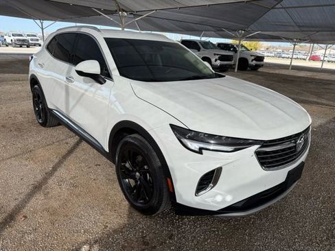 Used 2023 Buick Envision Essence image 2