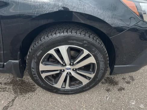 Used 2019 Subaru Outback 2.5i Limited w/ Popular Package #2 AWD/4WD image 9