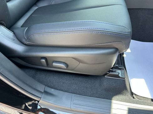 New 2025 Subaru Forester Limited image 22