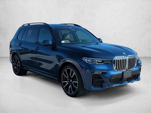 Used 2019 BMW X7 xDrive40i w/ Premium Package AWD/4WD image 3