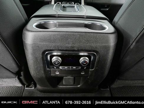 Used 2023 GMC Yukon Denali AWD/4WD image 18