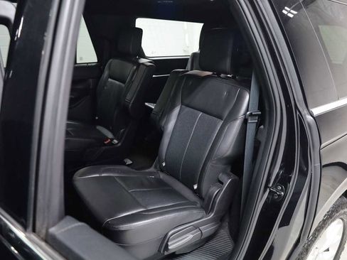 Used 2020 Ford Expedition Max XLT w/ Equipment Group 202A image 32