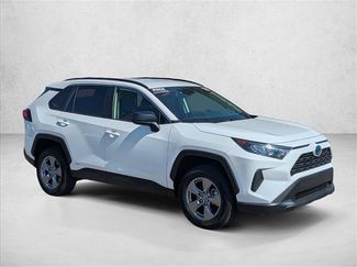 Used 2022 Toyota RAV4 LE AWD/4WD video 3