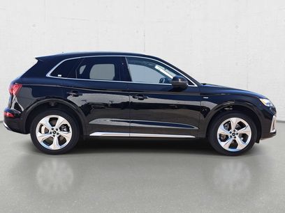Used 2022 Audi Q5 2.0T Prestige w/ Prestige Package