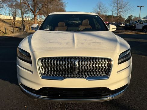 Certified 2023 Lincoln Nautilus Reserve image 3