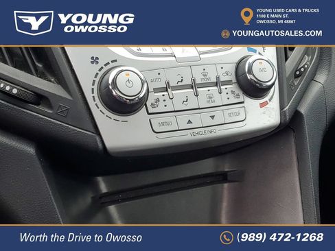 Used 2015 Chevrolet Equinox LT w/ Chrome Appearance Package FWD image 19