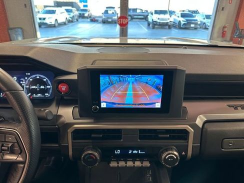 Certified 2024 Toyota Tacoma TRD Off-Road AWD/4WD image 22