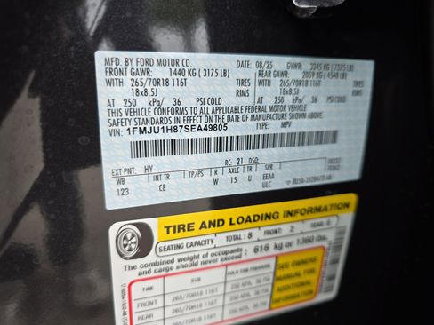 New 2025 Ford Expedition Active image 38