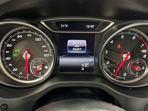 Certified 2019 Mercedes-Benz GLA 250 image 28