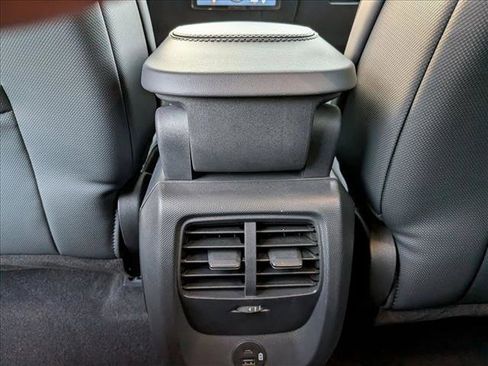 Used 2023 Ford Mustang Mach-E Select image 17