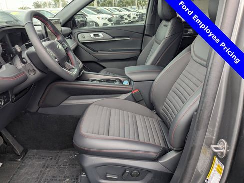 New 2025 Ford Explorer ST-Line w/ Premium Package image 33