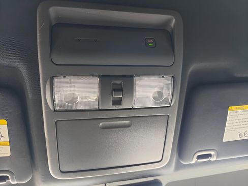 Used 2023 Nissan Frontier PRO-4X w/ Pro Convenience Package image 27