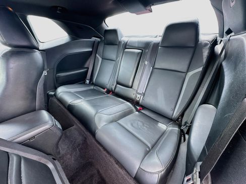 Used 2016 Dodge Challenger SXT Plus RWD image 25