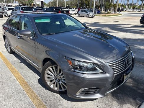 Used 2015 Lexus LS 460 L image 2