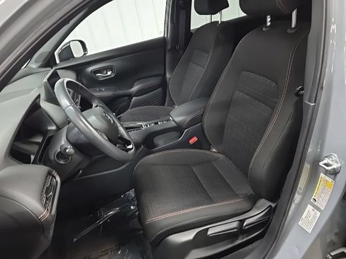 Used 2024 Honda HR-V Sport image 29