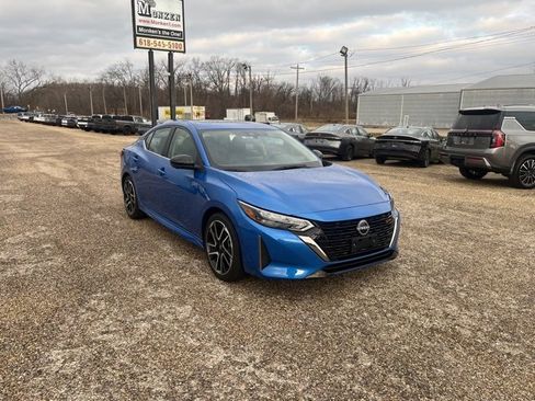 Certified 2025 Nissan Sentra SR w/ SR Premium Package image 10